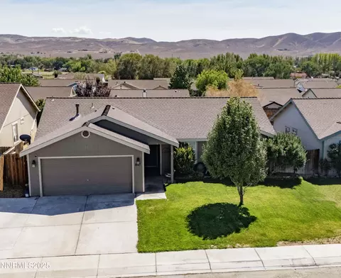 1687 Round Up Rd, Fernley, NV 89408