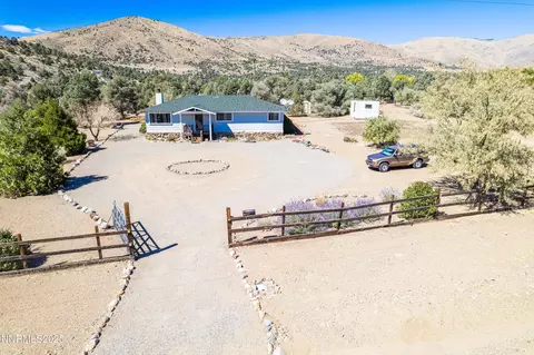 1450 Garnet Dr, Topaz Ranch Estates, NV 89444