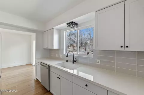 Kitchen - 19 Sandefer Ln, Dayton, NV 89403 photo 4 of 6
