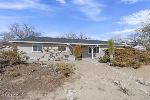 19 Sandefer Ln, Dayton, NV 89403