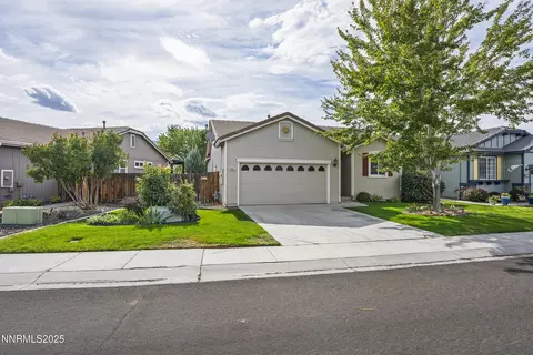 383 Royal Troon Dr, Dayton, NV 89403