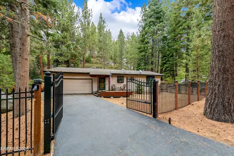 134 Aspen Way, Stateline, NV 89449