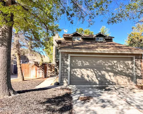 1332 Coachman Ct, Sparks, NV 89434