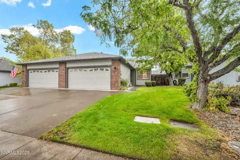 3033 Doubletree Ln, Carson City, NV 89701