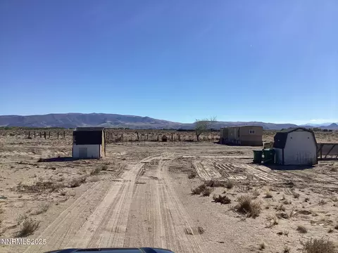 4095 E 6th St, Silver Springs, NV 89429
