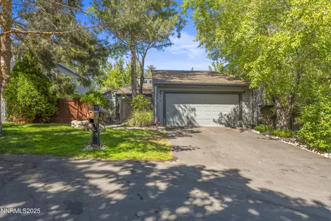 6435 Meadow Valley Ln, Reno, NV 89519