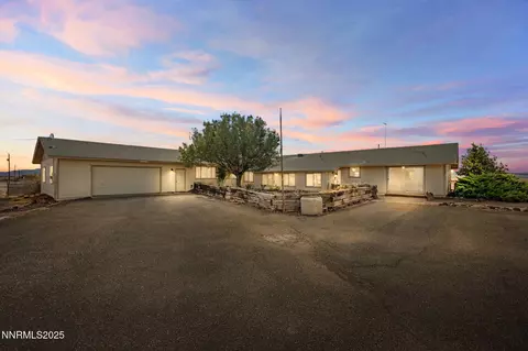 909 Butte View Rd, Fallon, NV 89406