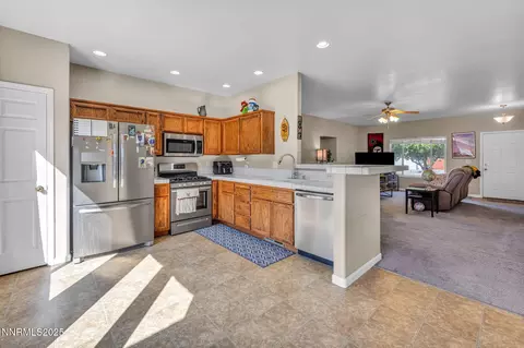 Kitchen - 1295 Eider Cir, Fallon, NV 89406 photo 1 of 4