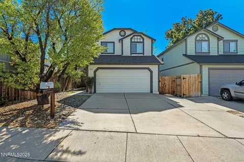 3221 Myles Dr, Sparks, NV 89434
