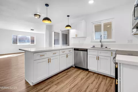 1855 Verano Dr, Sparks, NV 89431