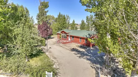 1480 River View Dr, Fallon, NV 89406