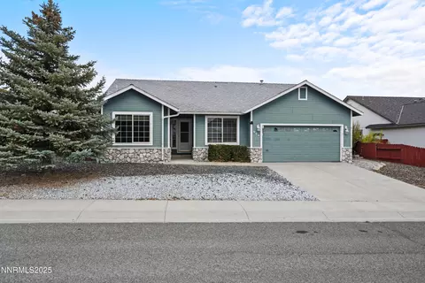 984 Desert Dr, Carson City, NV 89705