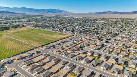 View/Area - 1019 Anthony Ln, Fernley, NV 89408 photo 7 of 14