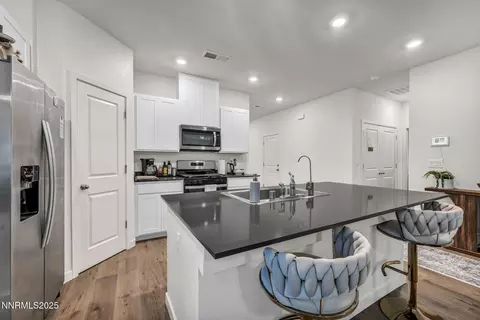 Kitchen - 1019 Anthony Ln, Fernley, NV 89408 photo 1 of 5
