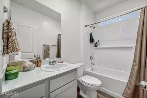 Bath - 1019 Anthony Ln, Fernley, NV 89408 photo 2 of 2