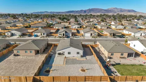 View/Area - 1019 Anthony Ln, Fernley, NV 89408 photo 5 of 14