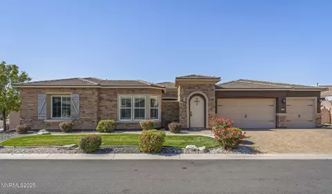 9897 Firefoot Ln, Reno, NV 89521