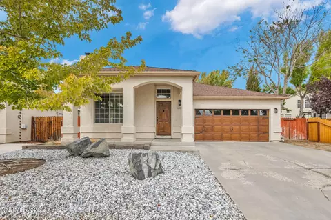 2750 Carriage Crest Dr, Carson City, NV 89706