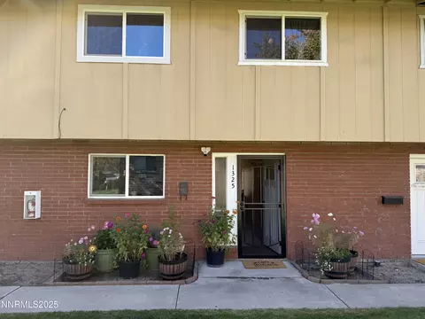 1325 N Green Ct, Carson City, NV 89706