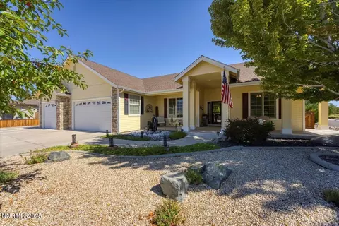 1129 San Marcos Cir, Minden, NV 89423