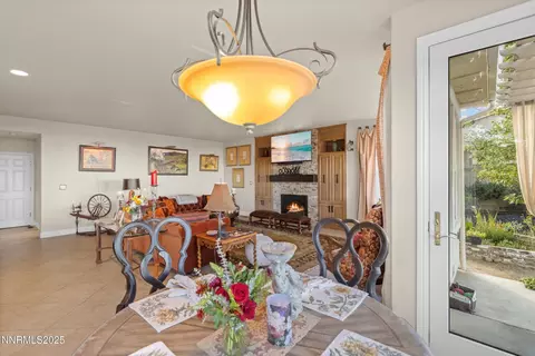 Dining - 2966 Eagle Rock Ct, Reno, NV 89511 photo 5 of 5