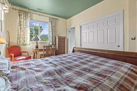 Bedroom - 2966 Eagle Rock Ct, Reno, NV 89511 photo 5 of 11