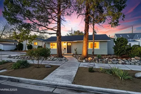 1720 G St, Sparks, NV 89431