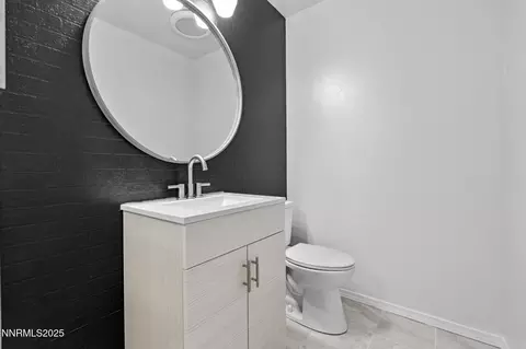 Bath - 4690 Rio Poco Rd, Reno, NV 89502 photo 1 of 4