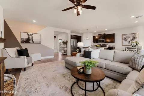 1212 Mallard Crest Dr, Sparks, NV 89441