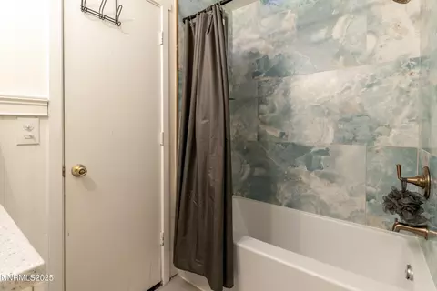 Bath - 995 Beldon Way, Reno, NV 89503 photo 2 of 2