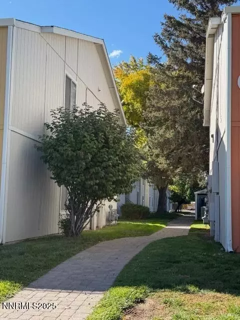 400 S Saliman Rd #M 106, Carson City, NV 89706