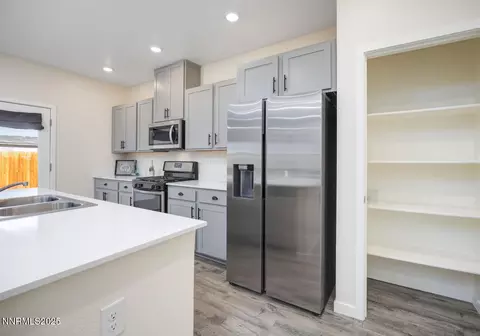 Kitchen - 775 Karry Way, Fallon, NV 89406 photo 3 of 3