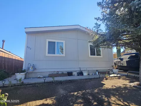 602 Jenni Ln, Mound House, NV 89706