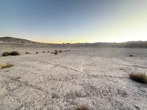 750 Mull Ln, Fernley, NV 89408