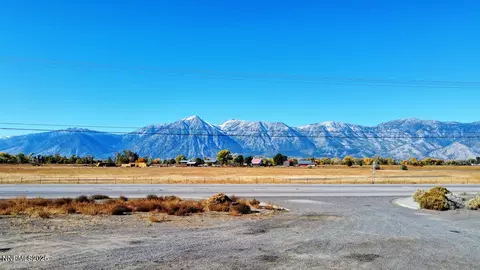 1277 Us Hwy 395, Gardnerville, NV 89410
