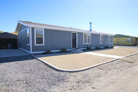 8 Northridge Dr, Yerington, NV 89447