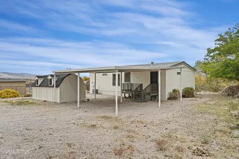 26 Stope Rd, Dayton, NV 89403