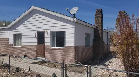 206 12th St, Mina, NV 89422 photo 2