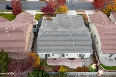 View/Area - 1651 Emerald Bay Dr, Reno, NV 89521 photo 3 of 10