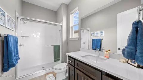 Bath - 279 Shackleton Dr, Verdi, NV 89439 photo 3 of 3