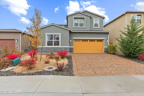 7681 S Boulder Falls Dr, Sparks, NV 89436