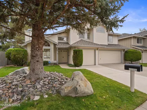2678 Starr Meadows Loop, Reno, NV 89519