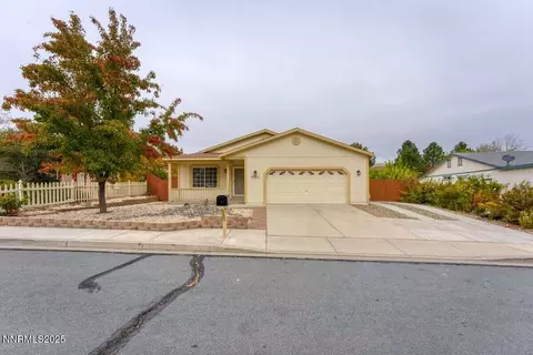 6975 Carmen Ct, Sun Valley, NV 89433