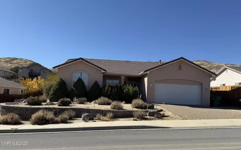 6613 Chula Vista Dr, Sparks, NV 89436