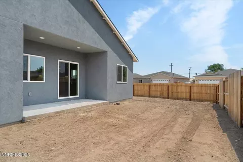 Exterior - 815 Great Basin Ln, Fallon, NV 89406 photo 2 of 7