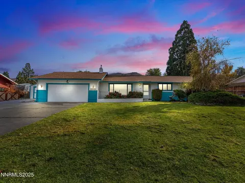 13840 Chamy Dr, Reno, NV 89521