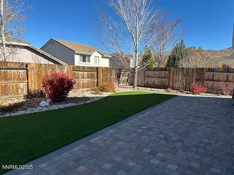 Exterior - 2185 Eagle Greens Dr, Reno, NV 89521 photo 6 of 10