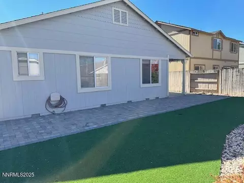 Exterior - 2185 Eagle Greens Dr, Reno, NV 89521 photo 8 of 10