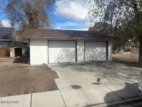 285 S Russell St, Fallon, NV 89406