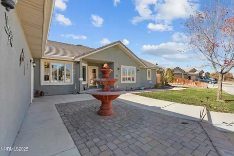 Exterior - 405 Cornerstone Ct, Fallon, NV 89406 photo 2 of 6